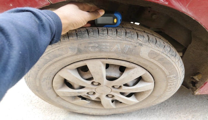 2015 Hyundai Eon D-LITE+, Petrol, Manual, 29,287 km, tyre