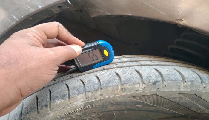 2010 Maruti Zen Estilo LXI CNG, Petrol, Manual, 1,91,970 km, tyre