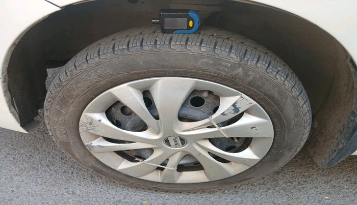 2014 Maruti Wagon R 1.0 VXI, Petrol, Manual, 71,772 km, tyre