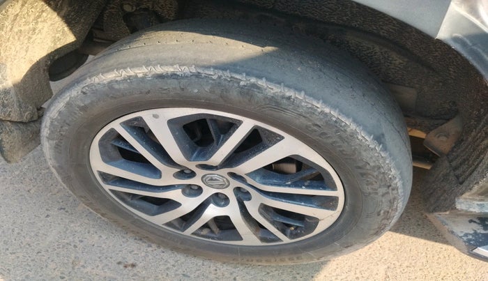 2023 MG GLOSTER SAVVY 6 STR 2.0 TWIN TURBO 4WD, Diesel, Automatic, 18,654 km, tyre