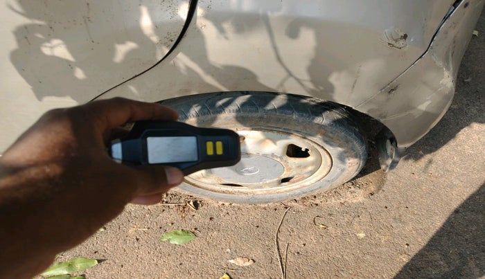 2010 Chevrolet Beat PS PETROL, Petrol, Manual, 1,13,500 km, tyre