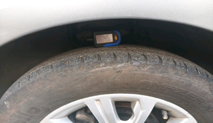 2018 Tata Tiago XZA PETROL, Petrol, Automatic, 69,448 km, tyre