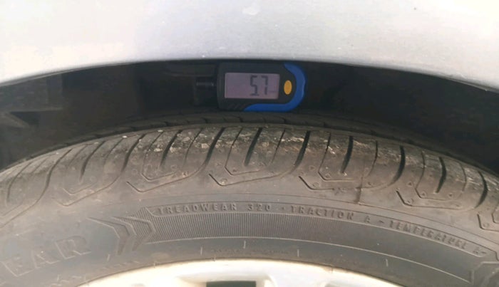 2018 Tata Tiago XZA PETROL, Petrol, Automatic, 69,448 km, tyre