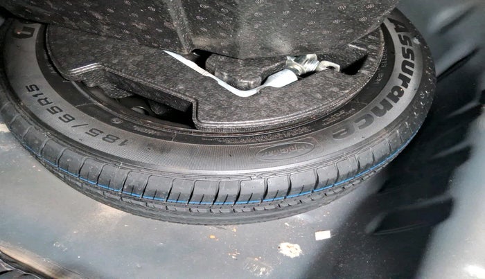 2020 Maruti Ciaz DELTA AT 1.5 SHVS PETROL, Petrol, Automatic, 99,800 km, tyre