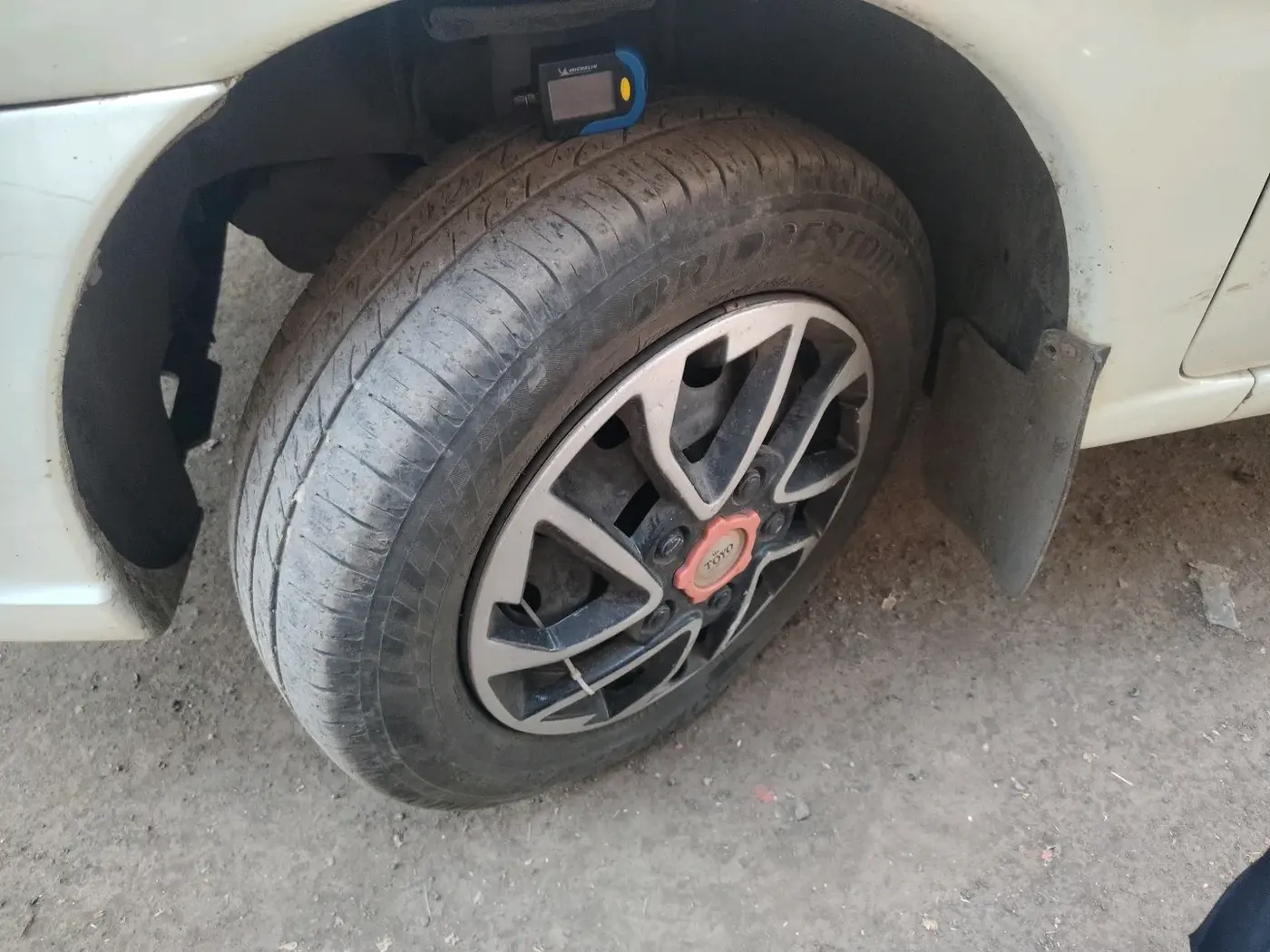 2016 Tata Indigo ECS LX CR4, Diesel, Manual, 1,61,320 km, tyre
