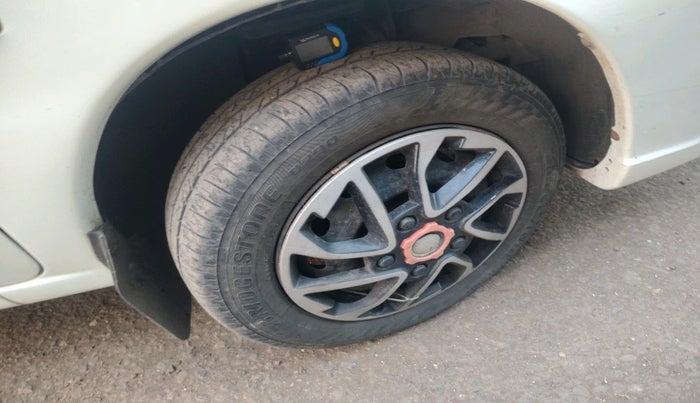 2016 Tata Indigo ECS LX CR4, Diesel, Manual, 1,61,320 km, tyre