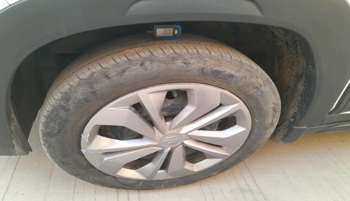 2023 Maruti FRONX DELTA CNG 1.2 MT, Petrol, Manual, 22,309 km, tyre