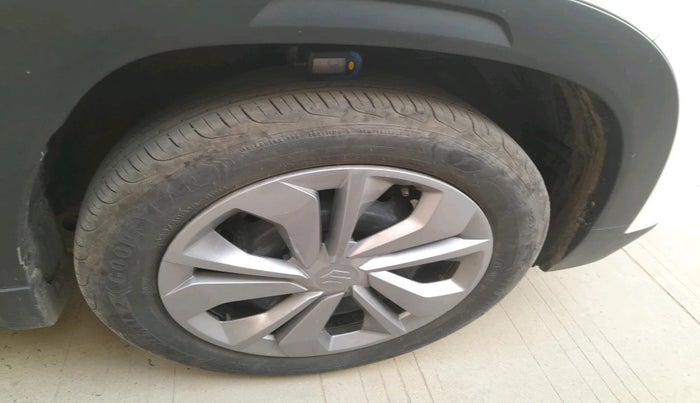 2023 Maruti FRONX DELTA CNG 1.2 MT, Petrol, Manual, 22,309 km, tyre