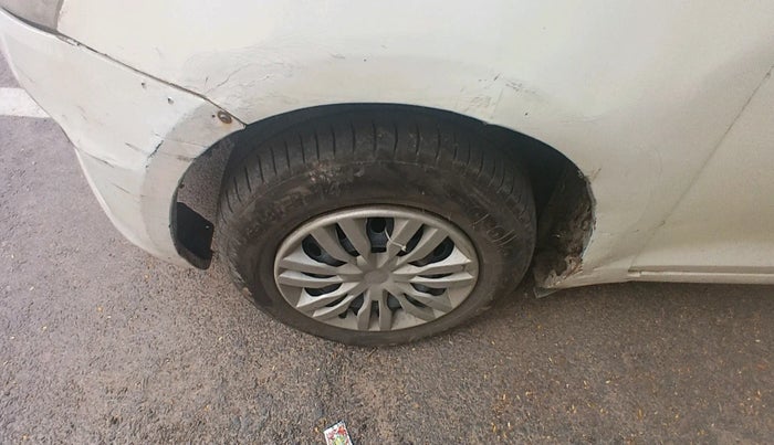 2015 Maruti Swift VXI, Petrol, Manual, 85,665 km, tyre