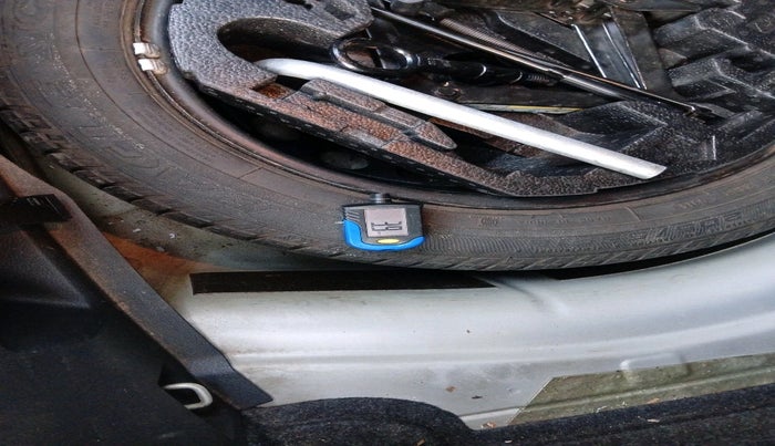 2014 Volkswagen Jetta COMFORTLINE TDI, Diesel, Manual, 1,34,249 km, tyre