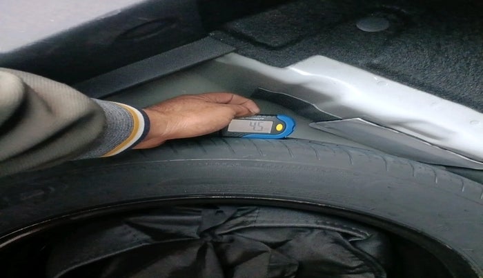 2024 Tata NEXON PURE 1.2 PETROL, Petrol, Manual, 6,103 km, tyre