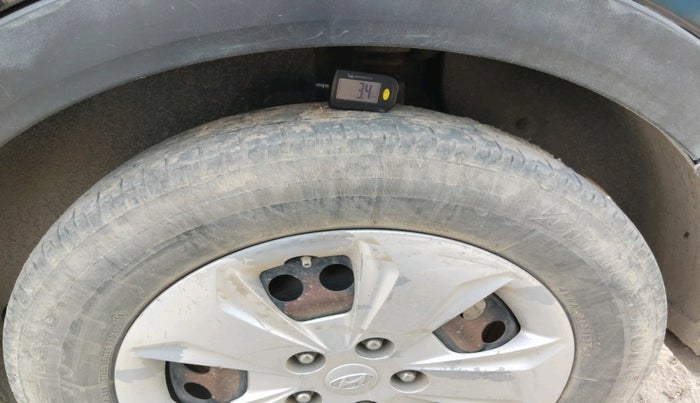 2017 Hyundai Creta E PLUS 1.4 DIESEL, Diesel, Manual, 97,455 km, tyre