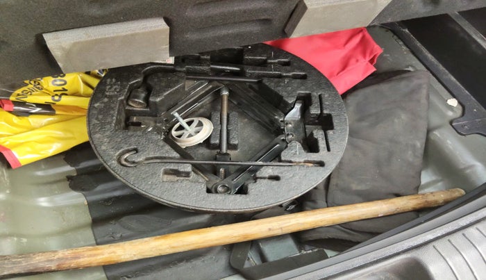 2017 Hyundai Creta E PLUS 1.4 DIESEL, Diesel, Manual, 97,455 km, tyre