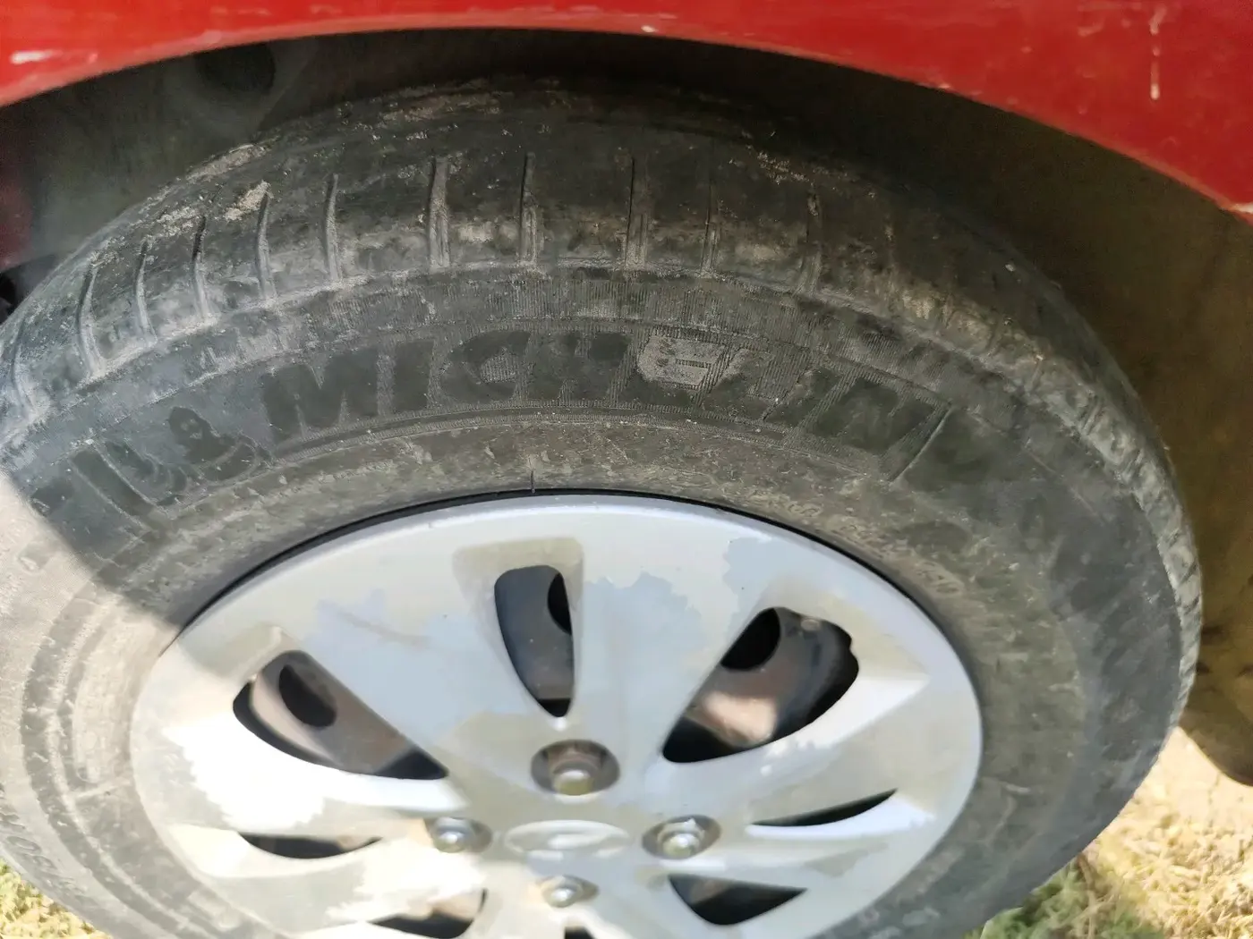 2012 Hyundai i10 MAGNA 1.2, CNG, Manual, 85,500 km, tyre