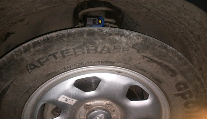 2023 Tata Safari XE, Diesel, Manual, 46,141 km, tyre