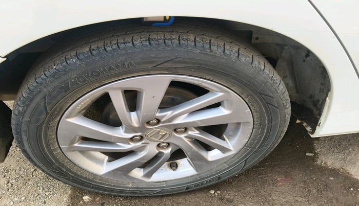 2021 Honda Jazz 1.2L I-VTEC ZX CVT, Petrol, Automatic, 1,24,144 km, tyre