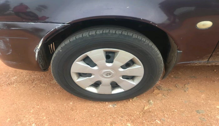 2010 Ford Ikon 1.4 DIESEL, Diesel, Manual, 76,947 km, tyre