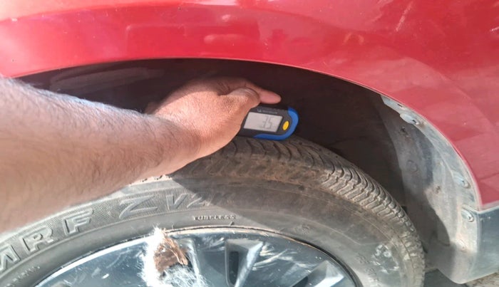 2011 Maruti Swift VDI, Diesel, Manual, 1,05,790 km, tyre