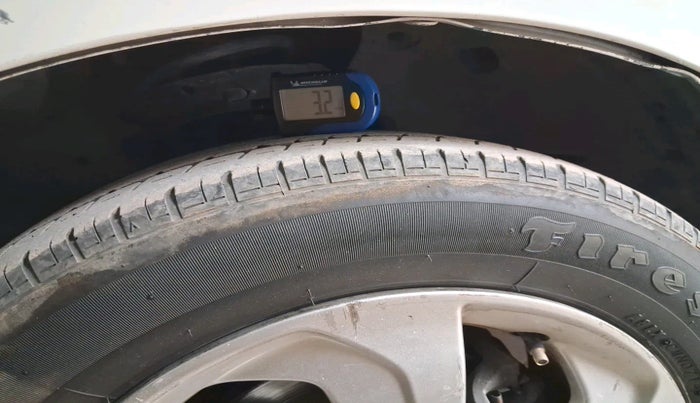 2015 Honda City 1.5L I-VTEC VX CVT, Petrol, Automatic, 1,18,219 km, tyre