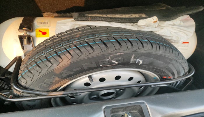 2023 Maruti New Wagon-R LXI CNG 1.0, Petrol, Manual, 21,323 km, tyre