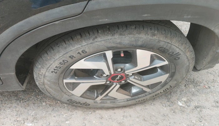 2023 KIA SONET GTX PLUS 1.0 TURBO PETROL DCT, Petrol, Automatic, 21,050 km, tyre