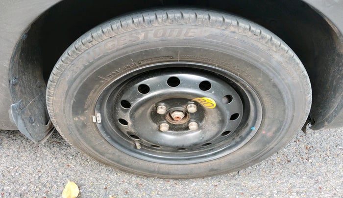 2018 Maruti Dzire ZXI PLUS, Petrol, Manual, 78,969 km, tyre