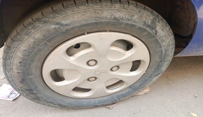 2014 Tata Nano TWIST XT, Petrol, Manual, 41,352 km, tyre