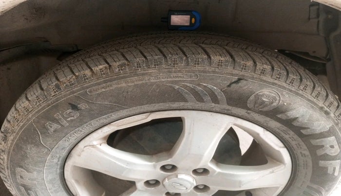 2017 Mahindra Scorpio S6 PLUS, Diesel, Manual, 1,83,007 km, tyre