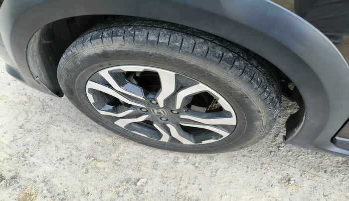 2021 Honda WR-V 1.2L I-VTEC VX MT, Petrol, Manual, 25,374 km, tyre