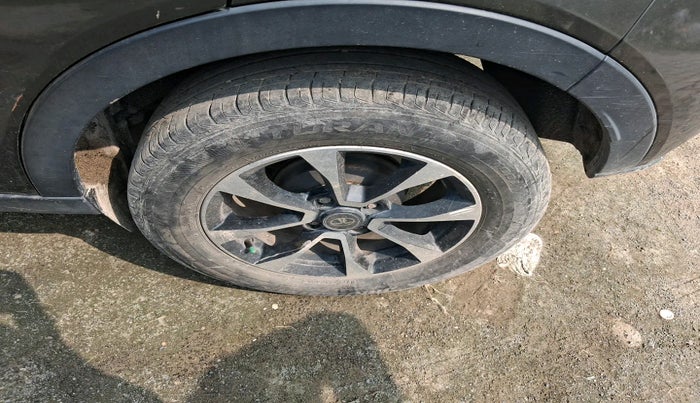 2020 Tata NEXON XMA PETROL, Petrol, Automatic, 30,500 km, tyre