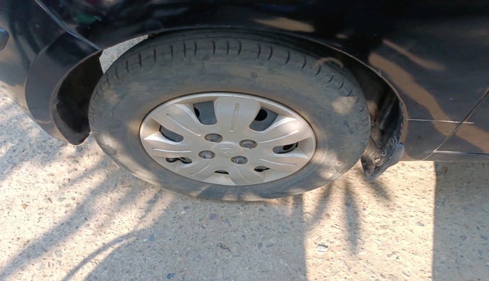 2010 Hyundai i10 SPORTZ 1.2, Petrol, Manual, 1,45,295 km, tyre