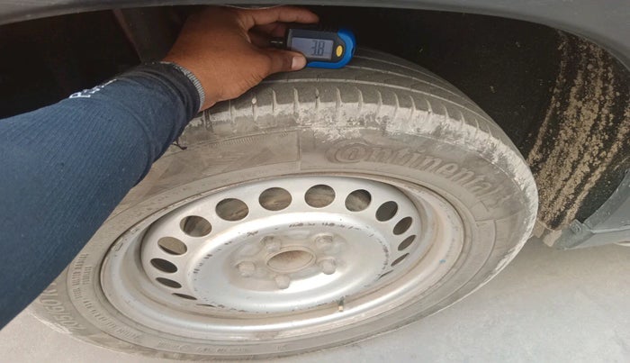 2017 Maruti Vitara Brezza LDI (O), Diesel, Manual, 2,48,033 km, tyre