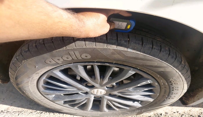 2021 Maruti Ertiga VXI CNG, Petrol, Manual, 81,125 km, tyre