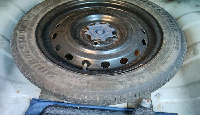 2014 Hyundai Xcent SX AT 1.2 (O), Petrol, Automatic, 95,284 km, tyre