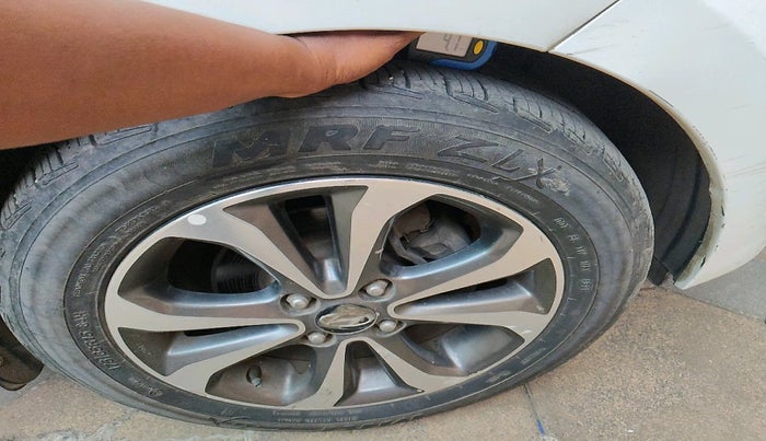 2014 Hyundai Xcent SX AT 1.2 (O), Petrol, Automatic, 95,284 km, tyre