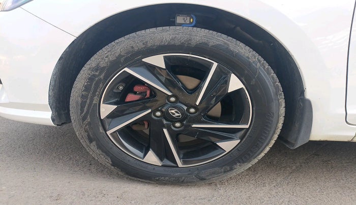 2020 Hyundai Verna SX (O) 1.5 CRDI, Diesel, Manual, 74,693 km, tyre