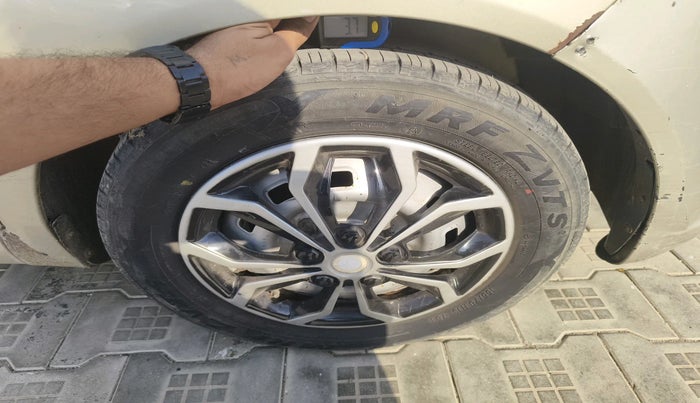 2010 Chevrolet Spark E 1.0, Petrol, Manual, tyre