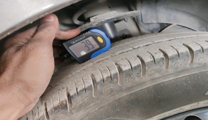 2021 Maruti Baleno DELTA PETROL 1.2, Petrol, Manual, 37,155 km, tyre