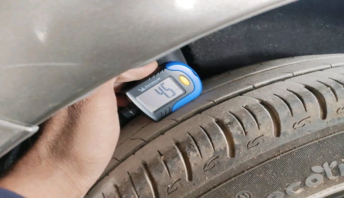 2021 Maruti Baleno DELTA PETROL 1.2, Petrol, Manual, 37,155 km, tyre