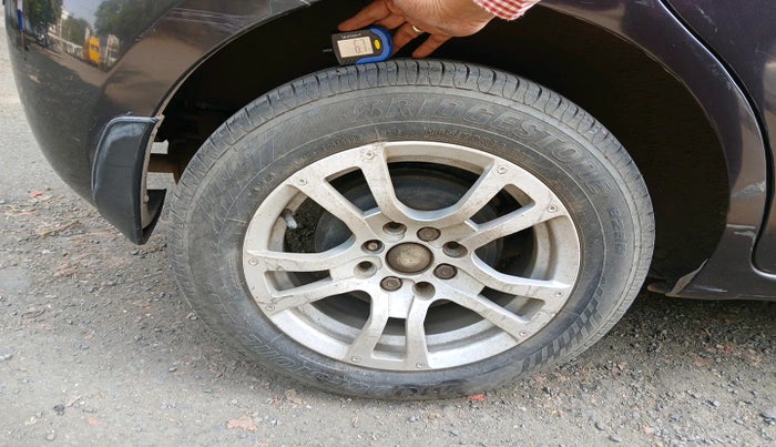 2016 Nissan Micra XL CVT, Petrol, Automatic, 35,974 km, tyre