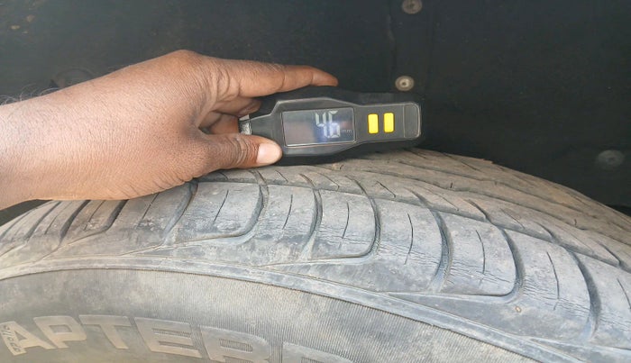 2021 Mahindra MARAZZO M2 7STR, Diesel, Manual, 52,199 km, tyre