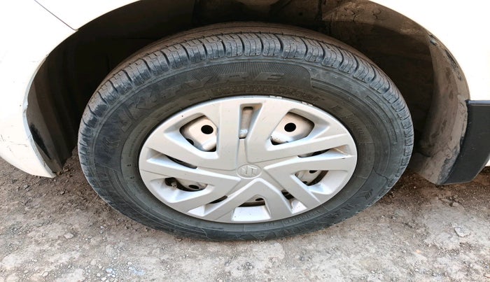 2020 Maruti New Wagon-R LXI CNG 1.0, Petrol, Manual, 50,543 km, tyre