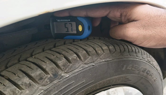 2017 Maruti Alto 800 LXI, Petrol, Manual, 50,082 km, tyre