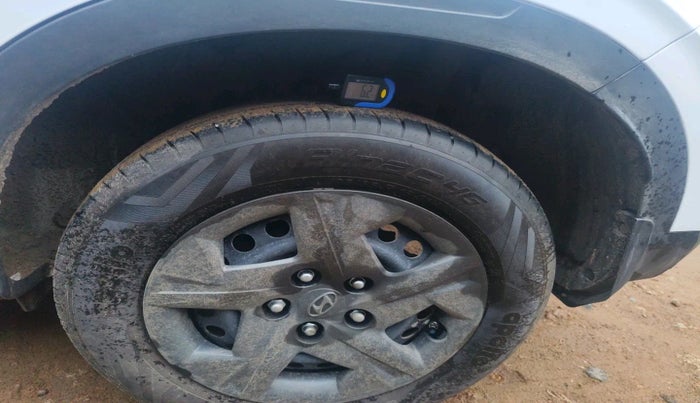 2025 Hyundai VENUE S Plus 1.2 Petrol MT, Petrol, Manual, 9,171 km, tyre