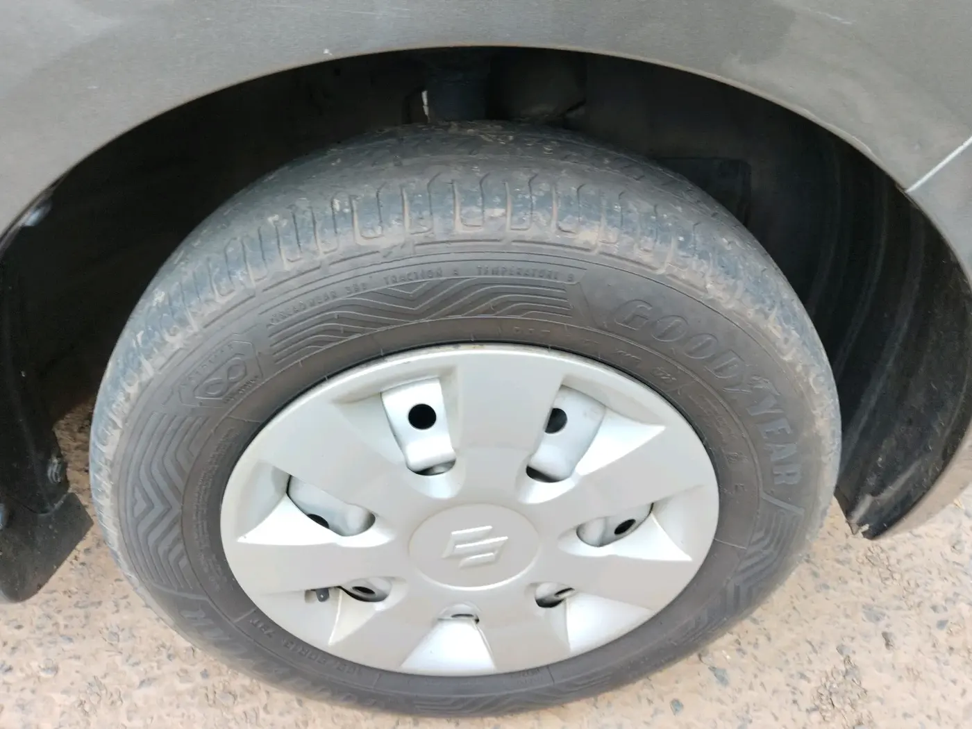 2019 Maruti New Wagon-R LXI 1.0, Petrol, Manual, 75,468 km, tyre
