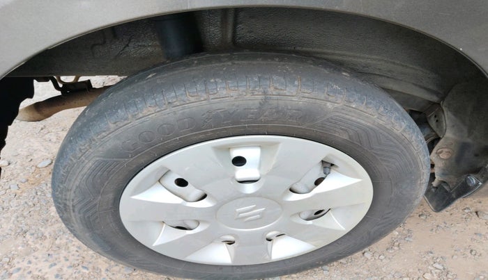 2019 Maruti New Wagon-R LXI 1.0, Petrol, Manual, 75,467 km, tyre