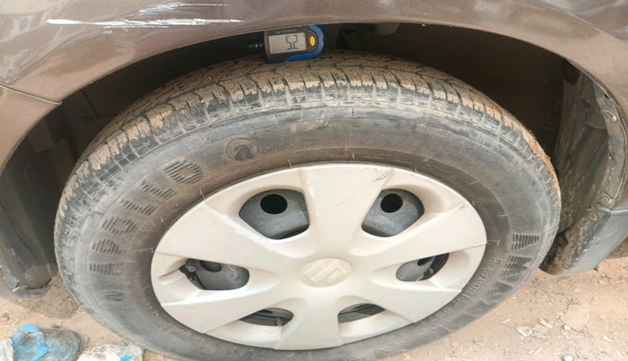 2015 Maruti Ritz VXI, Petrol, Manual, 23,570 km, tyre