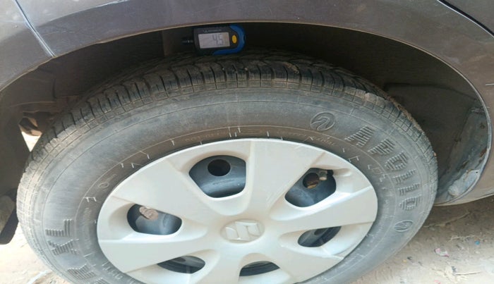 2015 Maruti Ritz VXI, Petrol, Manual, 23,570 km, tyre