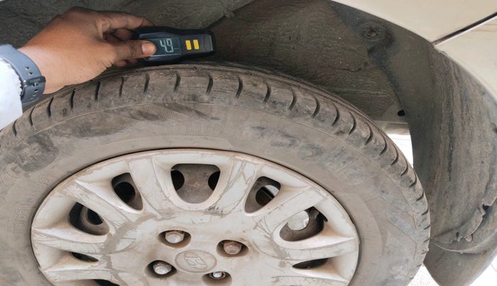 2011 Hyundai i20 MAGNA 1.2, Petrol, Manual, 1,44,531 km, tyre