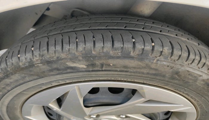 2020 Hyundai NEW I20 MAGNA 1.5 MT, Diesel, Manual, 87,048 km, tyre